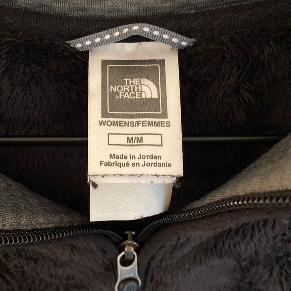 The North Face Quarter Zip Fleece Top - Picture 2 of 3